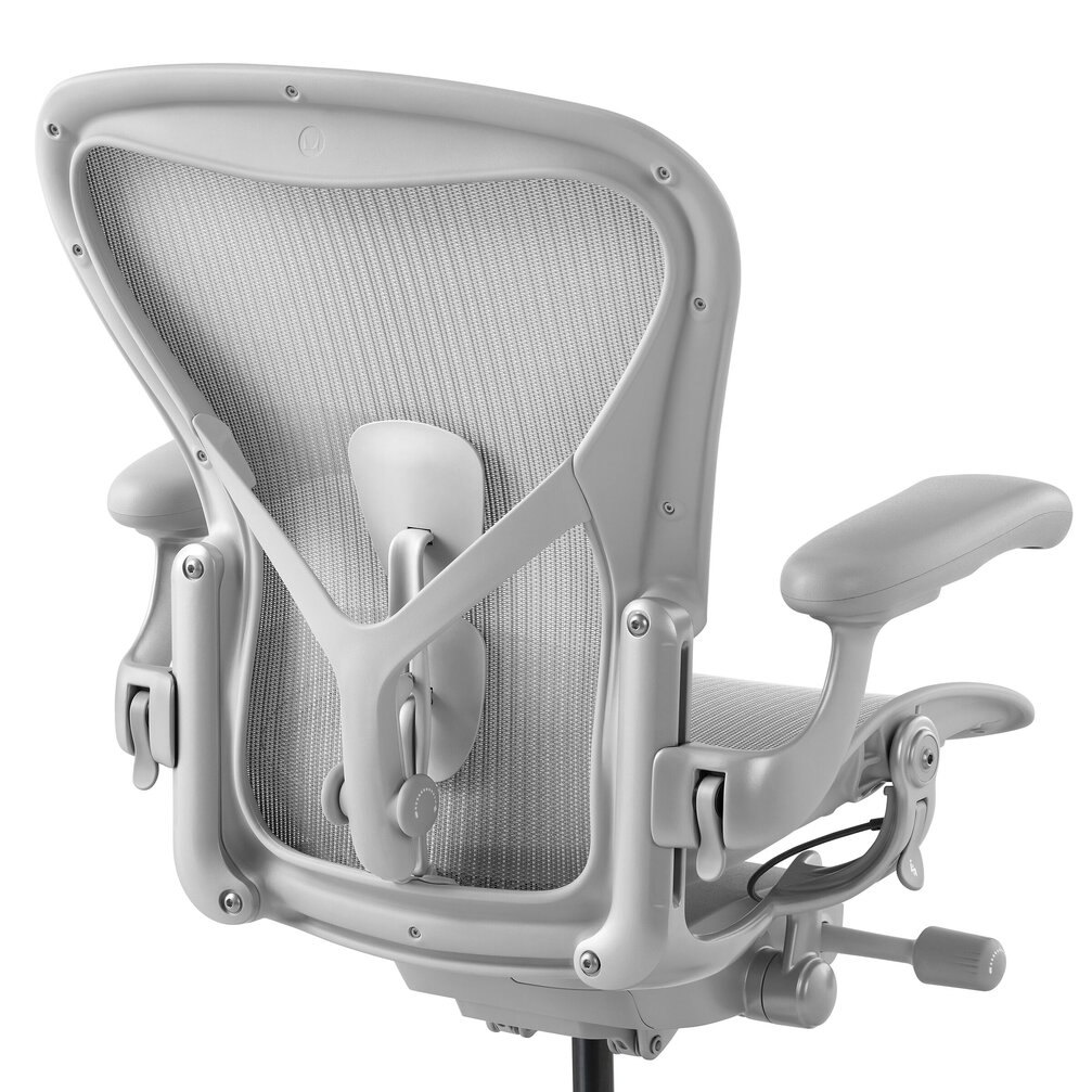 Herman Miller Aeron mineral C