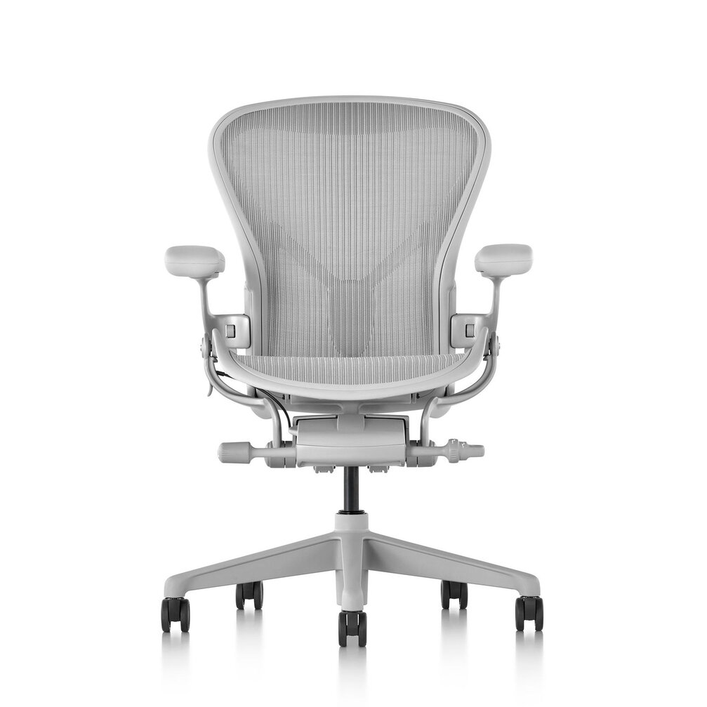 Herman Miller Aeron mineral C