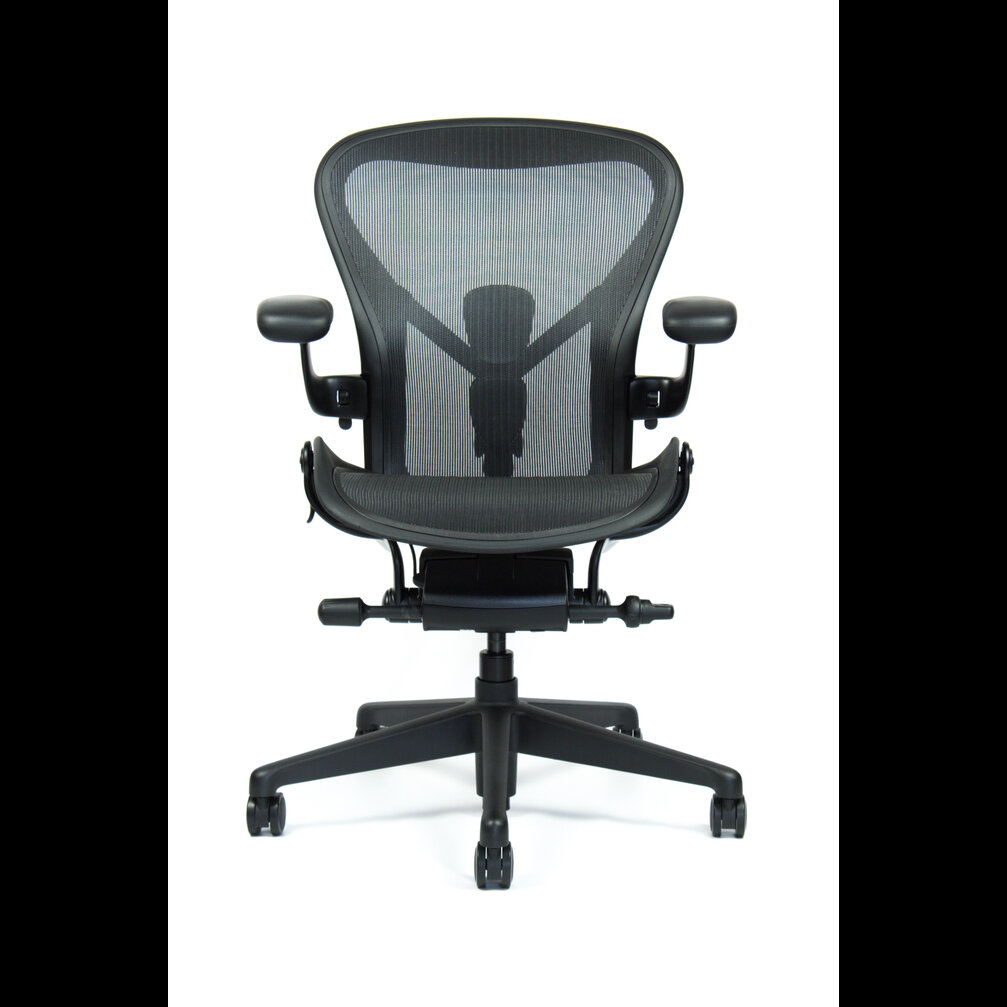 Herman Miller Aeron velikost B black edition