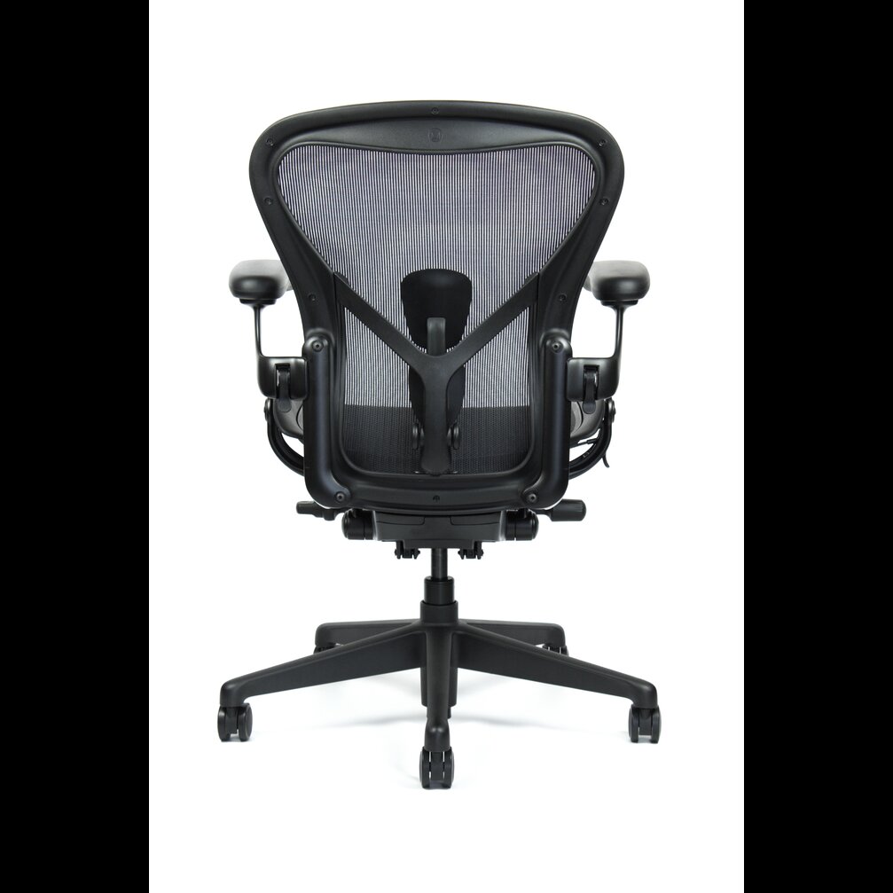 Herman Miller Aeron velikost C black edition