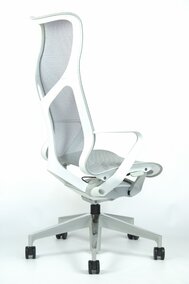 Herman Miller Cosm High Back studio white